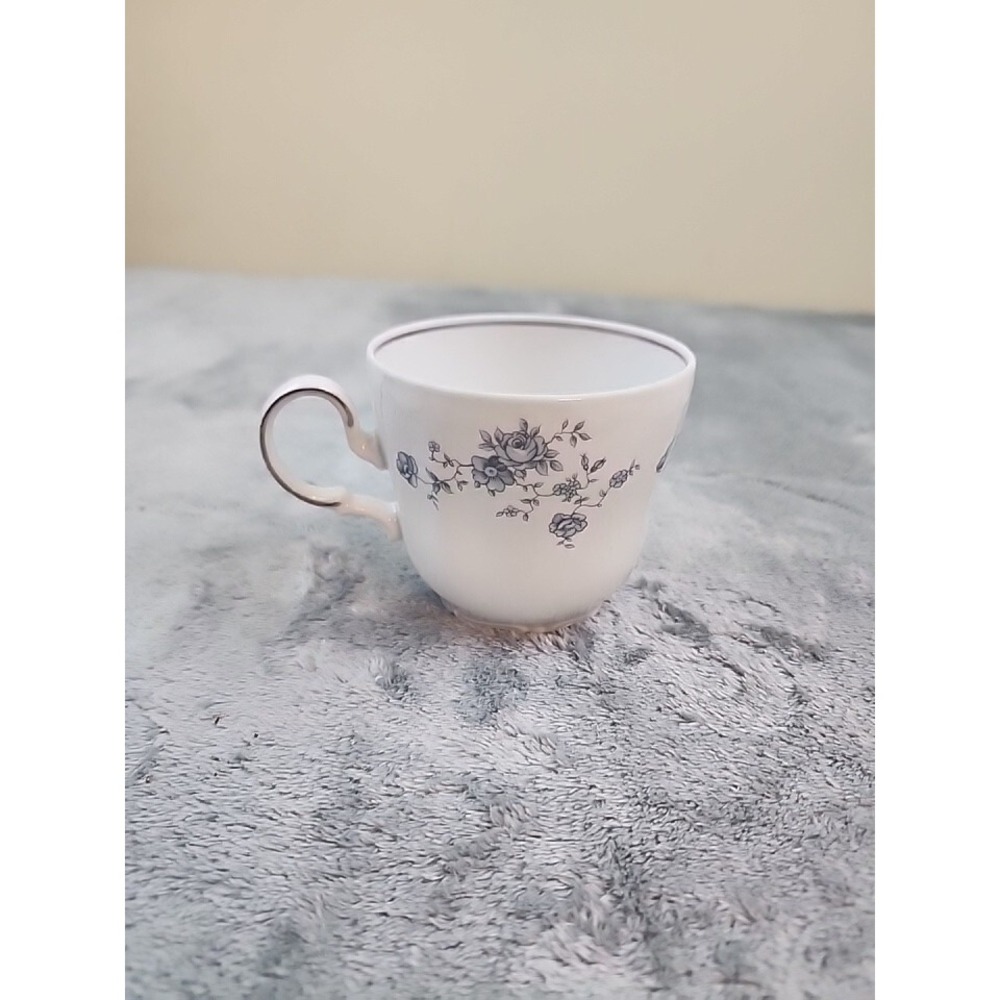 Johann Haviland Blue Garland China Bavaria Germany Tea/Coffee Cups 6 oz‎